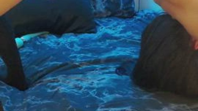 Doing stretches and then fingering my pussy 