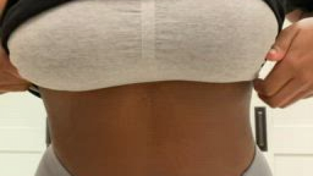 It makes me happy to show my body off