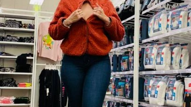 Need assistance in aisle T..