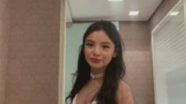 I'm a classy chick, but believe me, I also have a real slut inside...