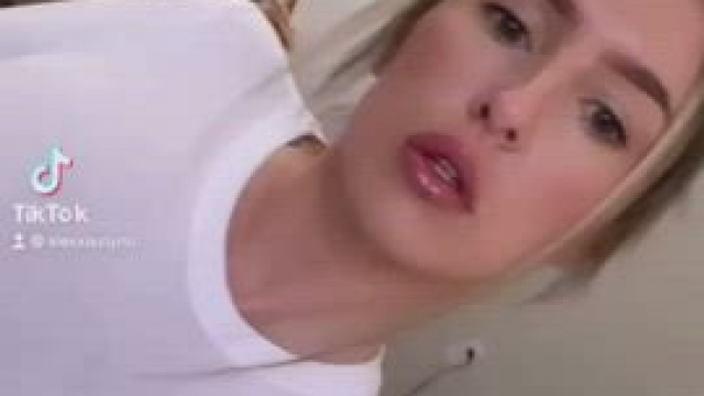 DAMN! So juicy, more on xxxtik