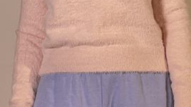 Hi, it's just my natural body and hairy pussy. Wanna try it?