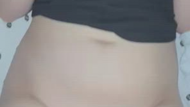 Using my gfs cunt while she plays animal crossing!