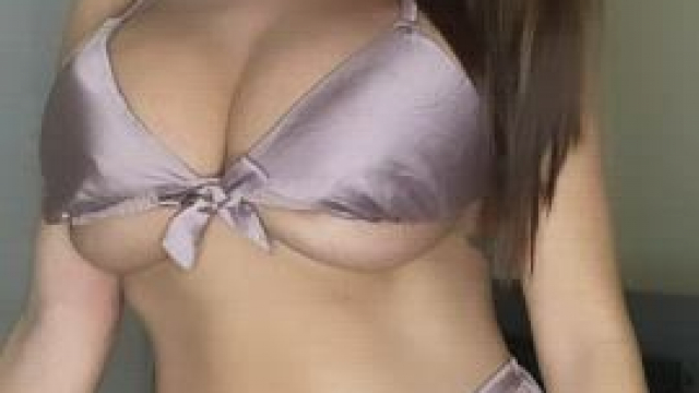 Wanna come to bed? ??