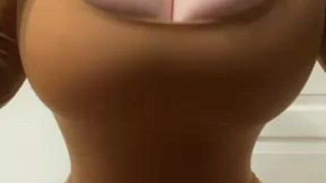 5’1, tiny waist, and some huge natural titties