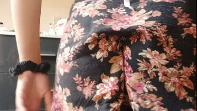 Want to see a Persian girl spread her ass?