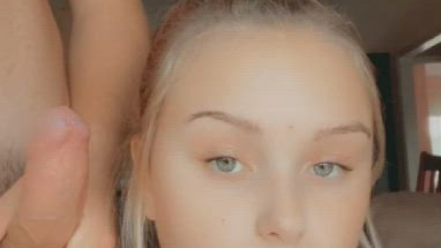 My boyfriend ruined my selfie…