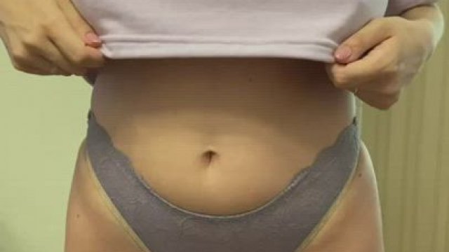 I get horny when I show my natural boobs