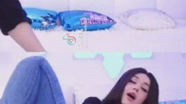 ImPurpleBitch Sam cosplay TikTok vs Reddit