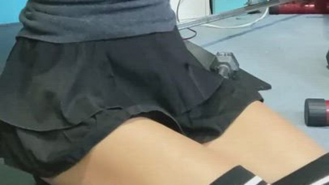Bulging under my skirt ^^