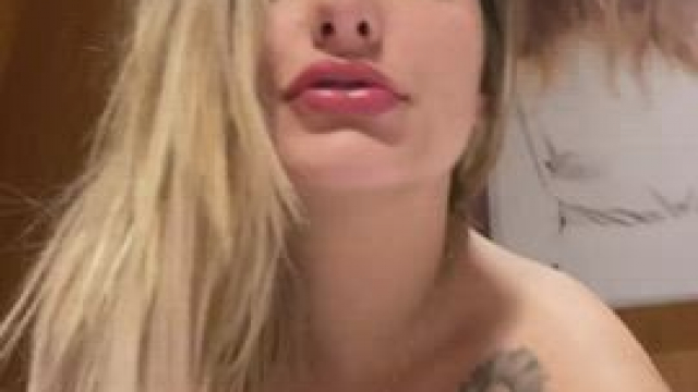 let just pretend everyone loves small tits