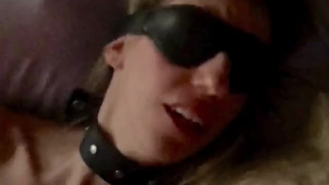 MarsFoxxx Wakes Up Blindfolded To 2 Cocks [OC][MFM]