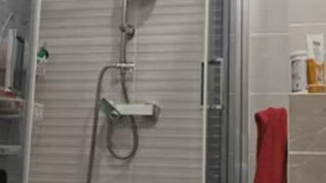 Perky 18-year Old Spreading in The Bathroom