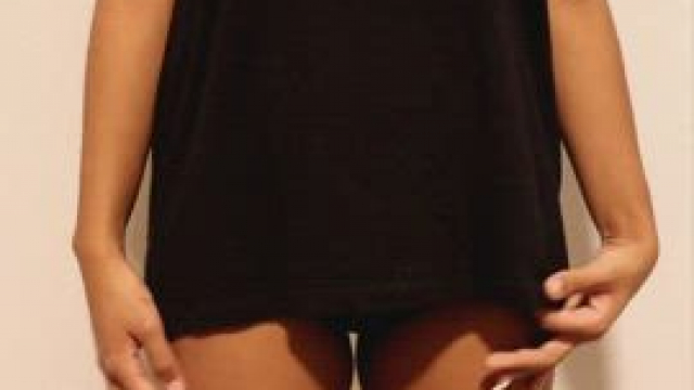 I put my on auto-reply so who gives me an upvote will instantly get a nude