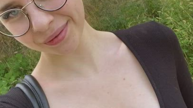 Which emoji best describes my 2002 pussy?