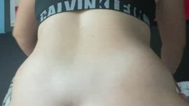 I love rewatching the feeling of his cum dripping out of me