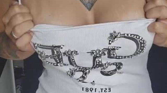 I prefer without top more! [25]