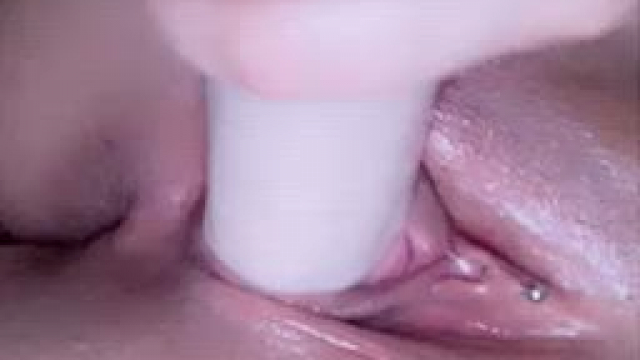 LipsThatGrip