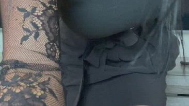 Start your morning between my Colombian legs