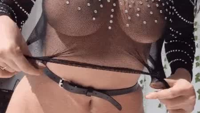 I have the prettiest little nipples