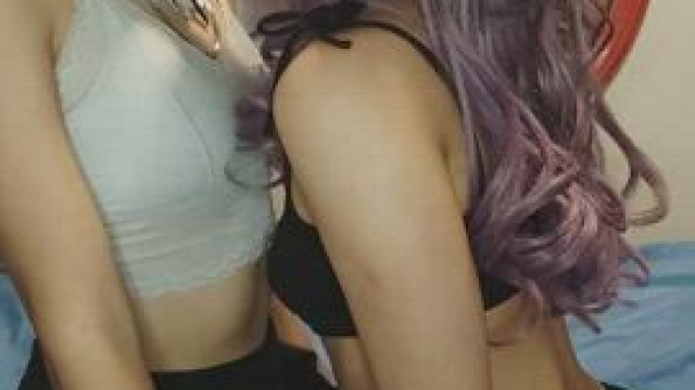 just two xs alt girls bonding like real besties do!