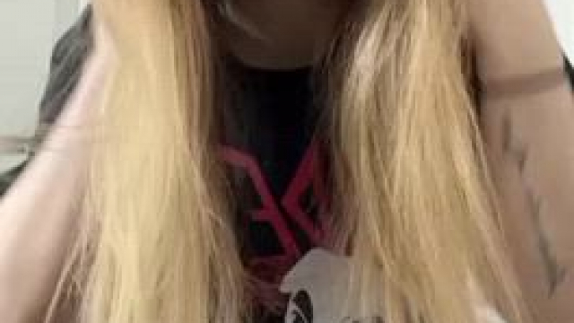 This pussy wasn’t made for pulling out of!