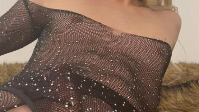 Letting my cock do the talking