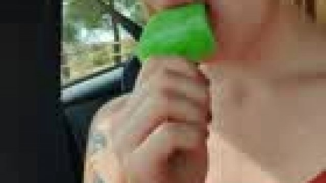 Keep your eyes on the road and I'll suck you next