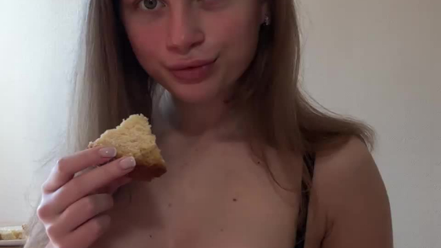 Would you add jam to my dessert?