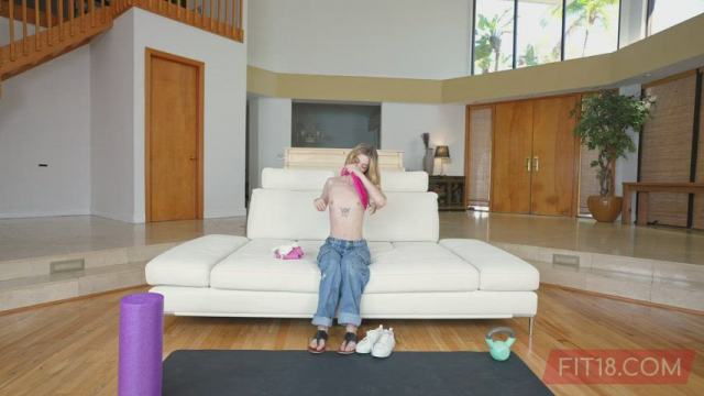 Molly Little - Molly Little Initial Fitness Casting [ fit18]