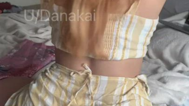 are you an elevator because I want to ride you up and down hehe (sorry in advanc