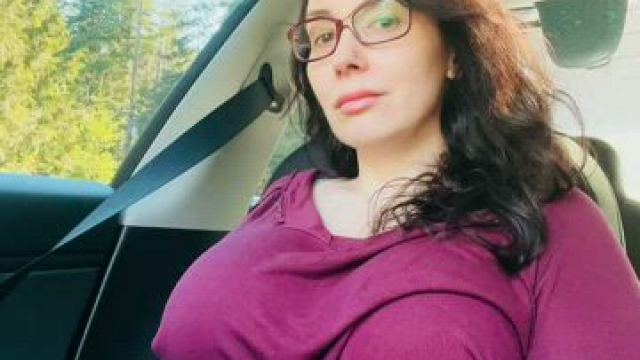 One tit car flash [f]