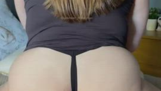 Bend me over, my cheeks need a good spreading