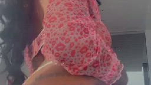 I need somebody to show me a good time