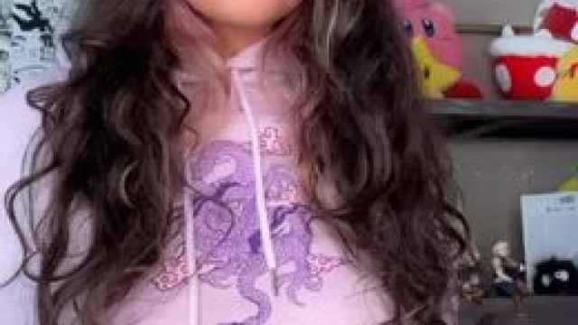 I hope you like Latinas like me