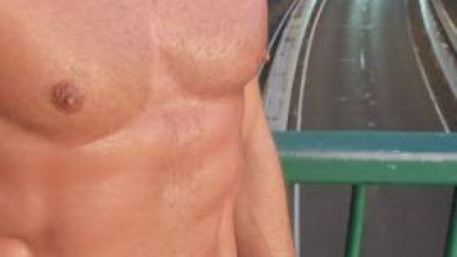 Naked run sunrise on the overpass