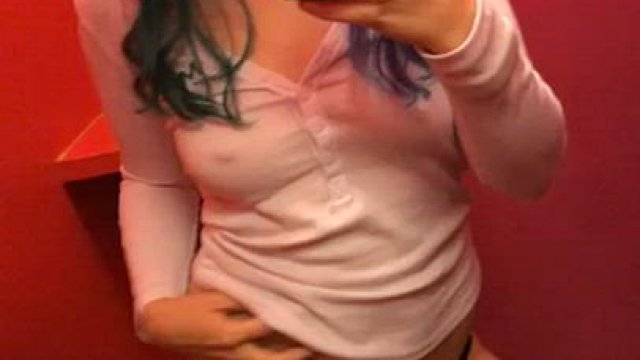 got horny while shopping [OC][GIF]