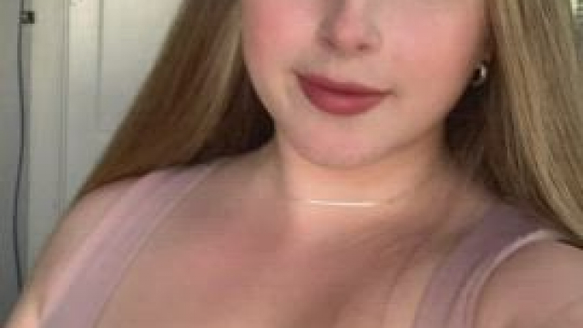 who knew my big perky boobs could be so bouncy and squishy... [gif]