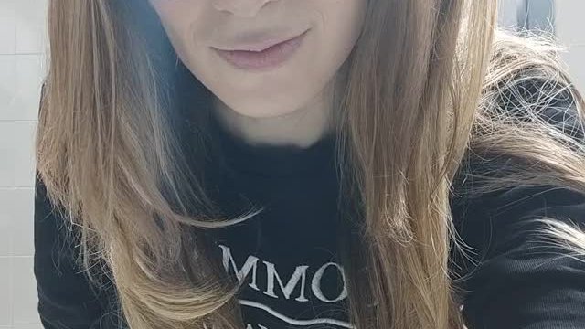 How do you like my....glasses?