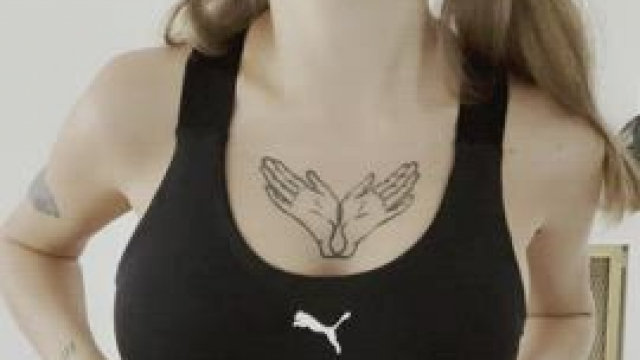 My daddy has no idea my tits are popular on Reddit