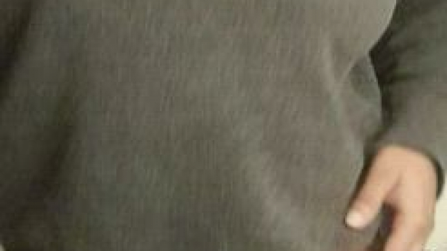 Oh look at that! It's steal-his-hoodie season (f)