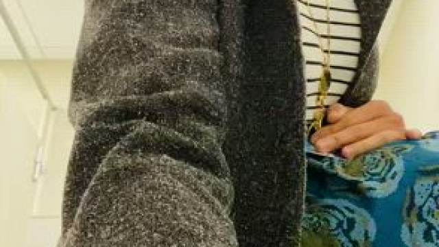 Would you enjoy my thick teacher thighs wrapped around you? [f]40