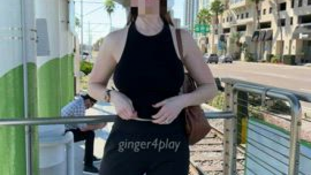 I drop off my hubby so he can catch the morning train [GIF]