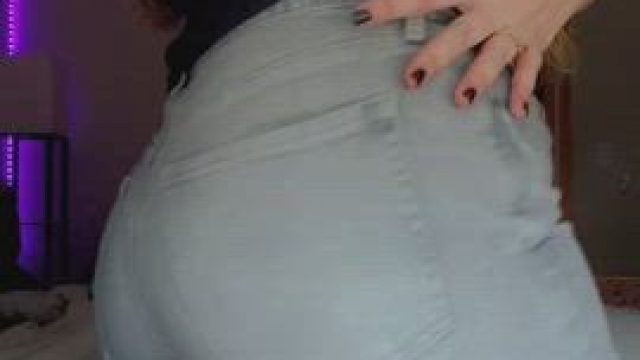 Shove my face into the mattress and make this ass red