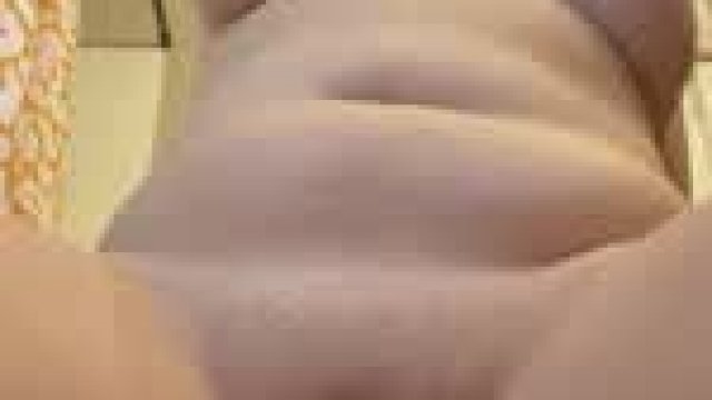 i posted this gif a looong time ago and deleted it out of embarrassment and inse