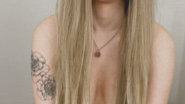 I lost my clothes, can I have yours?