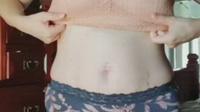 Anyone here fancy a 5ft Aussie Milf?