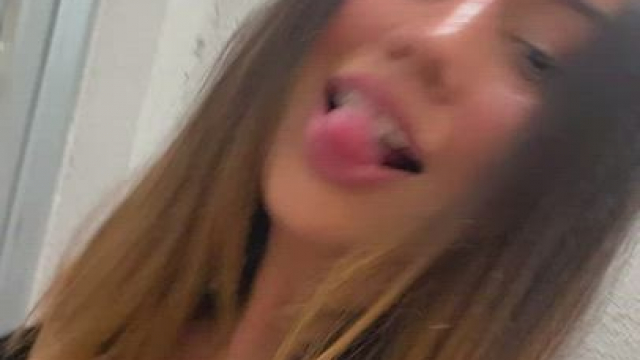 Would you eat my ass inside this bathroom?