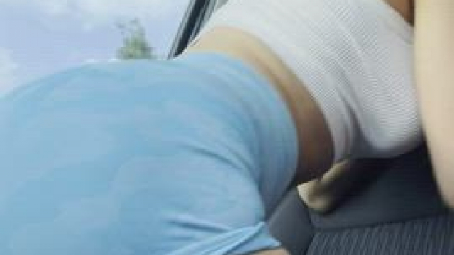 [F] I’m fun on roadtrips ;)