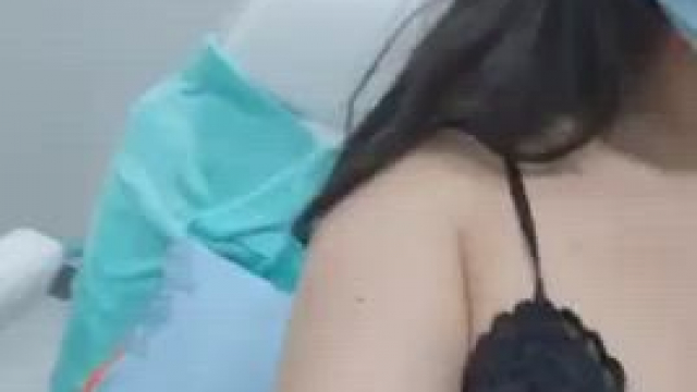 Flashing while dentist prepares